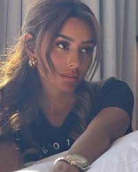 Thinking about… 💭 #model #fashion #motivation #success #love #instagood  #instagram #repost #travel #girl #summer #sunday #photographer  #photooftheday #photo #makeup #beauty #beautiful #explore