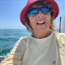 If someone calls themselves a life coach I immediately think grifter. It is  a total scam. The entire industry. Even the ones who say they are ethical  are scammers. No one needs