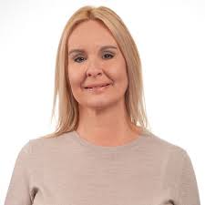 Monica Samson (@monicasellshomess)