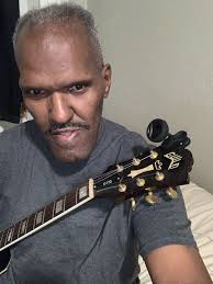 Hi everyone ! Jazz guitar !... Have a nice day 😁