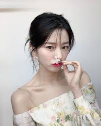 Her parents divorced in 1993. æŽä¾'è² å †ç³– ç¾Žå›¾å£çº¸å…´è¶£ç¤¾åŒº