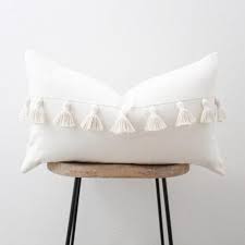 Black And White Throw Pillow With Tassels Ivory Tassel Lumbar Pillow Cover Off White Description Ivory Lumbar Pillow Cover Made Of A Heavy Weight Linen Lumbar Throw Pillow Fringe Pillows Diy Pillows