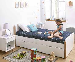 Kinderbetten und matratzen, liegepolster, passendes bettzeug und matratzenschränke. Paket Kinderbett Reve Aus Massivholz Mit Lattenrost Mit Matratze
