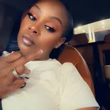 my face when people start adding new people to our plans … because now I'm  not going 😭😭😭