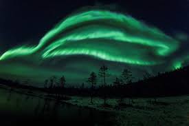 Why The Northern And Southern Lights Don T Always Look Identical Pbs Newshour