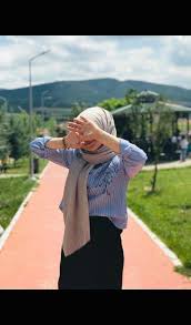 Tesettur Profil Fotograflari Hijab الحجاب Islamic Profile Pictures For Women Basortusu Modasi Islami Moda Abaya Tarzi