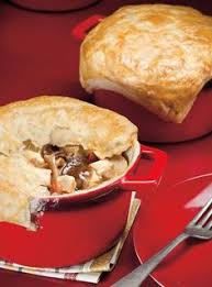 Pot Pie Aux Champignons Et Au Poulet Ricardo Recipe Pot Pies Recipes Chicken Pot Pie Recipes Pot Pie