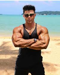 Sahilkhan I Think I Need To Go To The Beach Bouhut Thandi Hai Mumbai Main Aaj Kal Goa Kesa Rahe G Fitness Models Bodybuilding Workout Routine Where we can gym even on per day basis and per day charge is. bouhut thandi hai mumbai main aaj kal