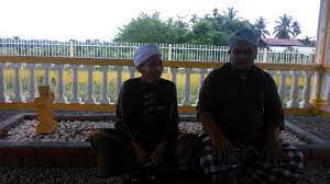 Masjid sultan muzaffar shah 08000 sungai petani,kedah. Makam Sultan Muzaffar Shah Youtube