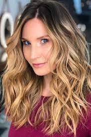 Flirty Blonde Hair Colors To Try In 2021 Lovehairstyles Com Blonde Hair Color Hair Styles Honey Hair Color
