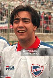 2,052 Jugador De Fútbol Stock Photos, High-Res Pictures, and Images