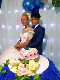 Christmas is coming I'm alone