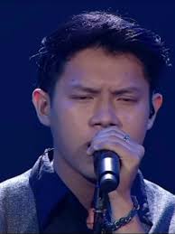 Momen Rony Parulian Menyanyikan 'Bukannya Aku Takut'