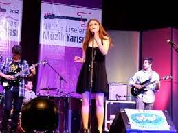 Bu yazımızda ise kısaca gözde türker'den söz edeceğiz. Gozde Turker Bahcede Safiye Sultan Young Gozler Sultan