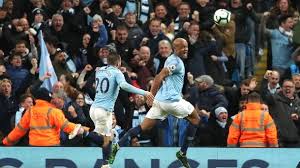Late leicester penalty secures community shield win over man city as jack grealish debut raises questions. Premier League Nach Sieg Gegen Leicester Man City Vor Titelgewinn