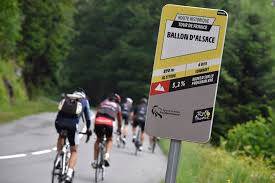 Hunspach, en alsace, élu «village préféré des français» 2020. L Ascension Du Ballon D Alsace Grande Route De La Grande Boucle Le Trois
