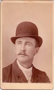 Arthur Mcmullen's Instagram, Twitter & Facebook