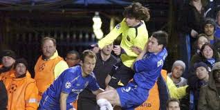 El chelsea recibe a un barcelona con ánimos de revancha después de su eliminación a manos de los blues el año pasado. Los Curiosos Informes De Jose Mourinho Sobre Fc Barcelona En 2006 Curiosidades De Futbol Futbolred