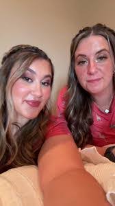 Darlene Bowman's Instagram, Twitter & Facebook