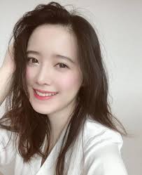 갓잇코리아 / 송송이 기자 소속사 hb엔터테인먼트가 배우 구혜선(35)과 남편 안재현(32)의 불화에 대해 최근 협의 이혼을 결정했다고 밝힌 가운데, 구혜선이 이를 다시 반박했다. êµ¬í˜œì„  ë˜ì°¾ì€ ë§'ì€ ë¯¸ì†Œ ë¦¬ì¦ˆì‹œì ˆ ìƒê°ë‚˜ ìŠ¤íƒ€íˆ¬ë°ì´