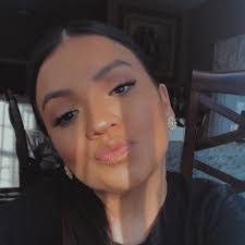 Isabelle Witt's Instagram, Twitter & Facebook