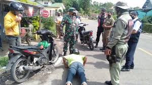 Tlng info loker teman2 pngen punya kerja sampingan.tlng info loker teman2 pngen. Polres Manggarai Gelar Ops Yustisi Di Jalan Ruteng Reo Kota Ruteng Warga Tak Pakai Masker Push Up Pos Kupang