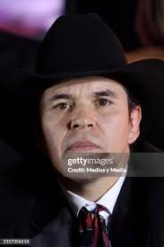 343 Raul Sandoval Stock Photos, High-Res Pictures, and Images