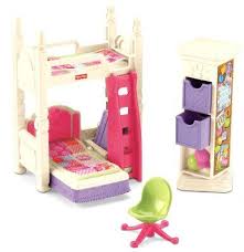 Amazon Com Fisher Price Loving Family Deluxe Decor Kids Bedroom Toys Games For Kids Bedroom Sets Loving Family Dollhouse Furniture Loving Family Dollhouse