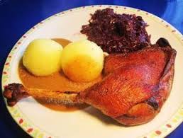 Gansekeulen Wie Zu Omas Zeiten Rezept Mit Video Rezept Rezepte Vorspeisen Mit Fleisch Gansebraten Rezept