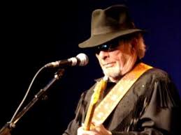 Merle Haggard Sing Me Back Home Merle Haggard Music Memories Country Music