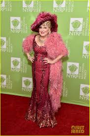 Bette midler arrived at the new york restoration project's hulaween fundraiser on friday dressed as her character winnie sanderson heidi klum dressed up as six clones of herself for halloween 2016. Ben Platt Beanie Feldstein More Dress Up As Wizard Of Oz Characters For Halloween Photo 1269792 2019 Halloween Beanie Feldstein Ben Platt Bette Midler Halloween Judith Light Julia Schlaepfer Laura