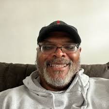 Who are the announcers for the White Sox game today?