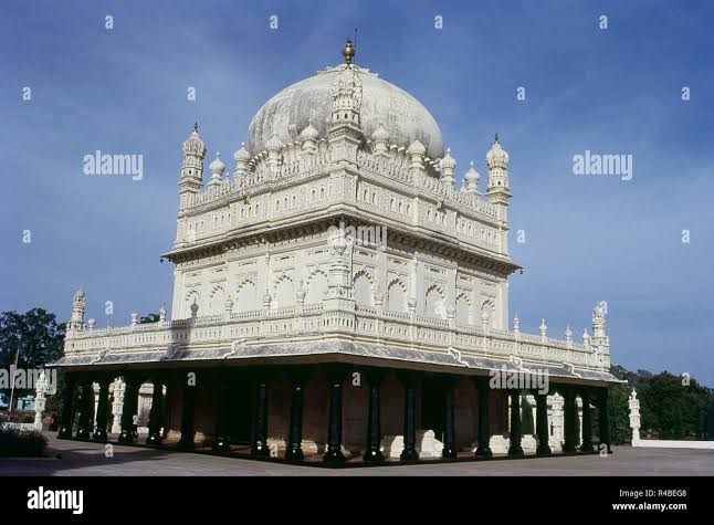 Gumbaz mausoleum of Tipu Sultan at Srirangapatna, Mysore, Karnataka, India, Asia Stock Photo - Alamy