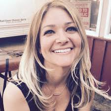 April Raine's Instagram, Twitter & Facebook