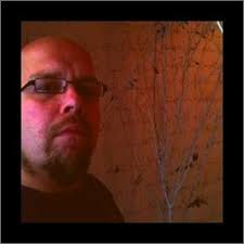 Stream Thomas Vee music