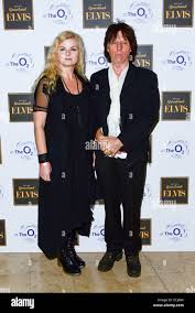 Sandra paul hi-res stock photography and images - Page 7 - Alamy