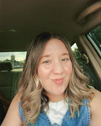 little moments of life lately🫶🏼✨ i'm learning to soak up all the little  mundane moments, because honestly, i think they're the most magical🥹