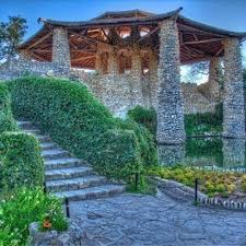 25 Reasons Living In San Antonio Ruins You For Life San Antonio Japanese Tea Garden Japanese Tea Garden Tea Garden