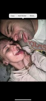 So just so everybody knows I will be putting up the GoFundMe page I have  been seriously sick I will be putting it up for Tony whitten, Courtney  whitten and Jade whitten