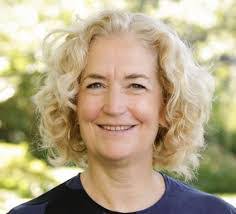 Lucy Oswald's Instagram, Twitter & Facebook