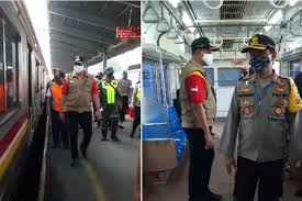 Pemkot Bekasi Siapkan 300 Alat Tes Swab Bagi Penumpang Krl Di Stasiun Bekasi Besok