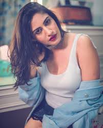 Surbhi chandna officialsurbhic washing my hair was the toughe download di foto e video di instagram imginn com i think its good to schedule #asksc tomorrow i.e wednesday at 5 pm. Surbhi Chandna Celebrates New Milestone On Instagram Photo The Indian Wire