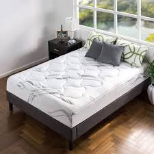 At six inches narrower and five inches shorter than a queen, full size mattresses are typically too small for couples, but can comfortably fit. Amazon Com Zinus 10 Inch Cloud Memory Foam Mattress Pressure Relieving Bed In A Box Certipur Us Certified Queen Home Kitchen