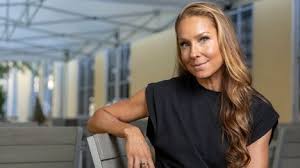 Karita Tykkä julkaisi ensimmäisen yhteiskuvan Sami Saikkosen kanssa