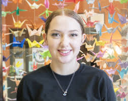 Summer Kinney's Instagram, Twitter & Facebook