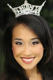 Miss San Joaquin County Pageant girls double as models in fundraiser