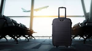 La bagajul transportat în cală se adaugă un bagaj de mână cu greutatea de cel mult 10 kg care poate fi transportat în cabină. Bagajul De Mana Si De Cala Dimensiune Si Greutate