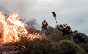 Cape town's 30 fire stati ons provide an efficient and effective fire and rescue service to residents and visitors. Cape Town S Massive Fires Photos