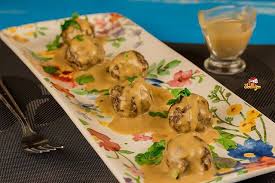 جوا الحل ة Gowael7alla Instagram Photos And Videos كفتة ايكيا أو الكفتة السويدية Ikea Meat Balls Food Writing Food Recipes