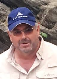 Lee Kight's Instagram, Twitter & Facebook